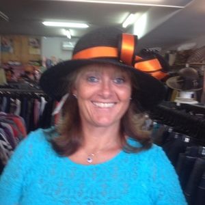 Meet your Posher, Sandra